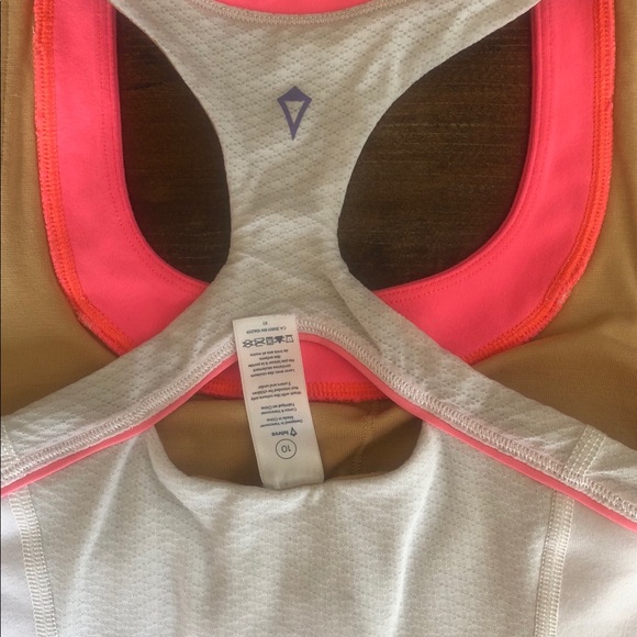 Ivivva tank top - Picture 3 of 3